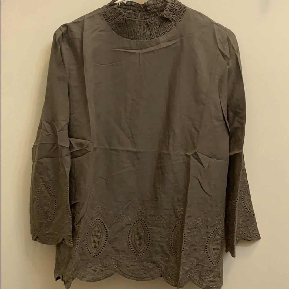 NWT Roolee Chadwick olive 3/4 sleeve top